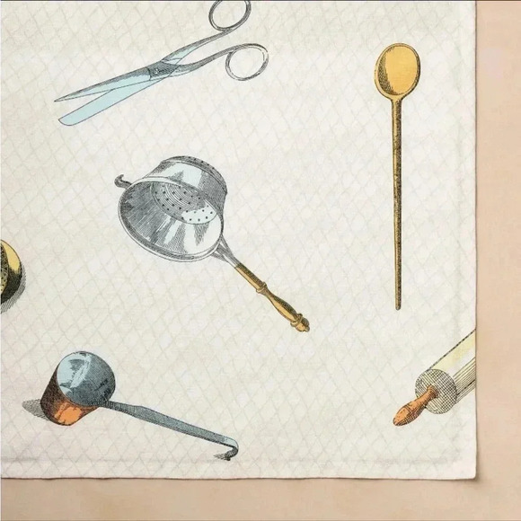 NWT 60x84” Cutlery Toss Printed Rectangle
Tablecloth - John Derian for… - Picture 3 of 4